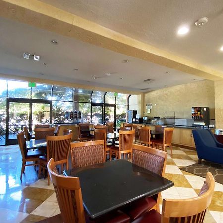 Wyndham Garden Newark Fremont Silicon Valley Dış mekan fotoğraf