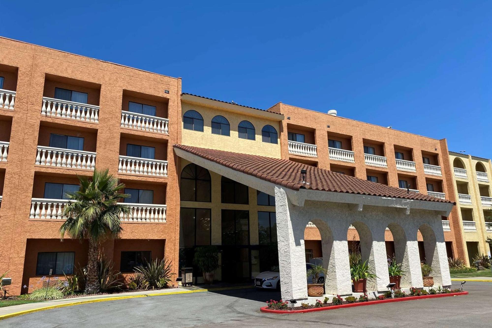 Wyndham Garden Newark Fremont Silicon Valley Dış mekan fotoğraf