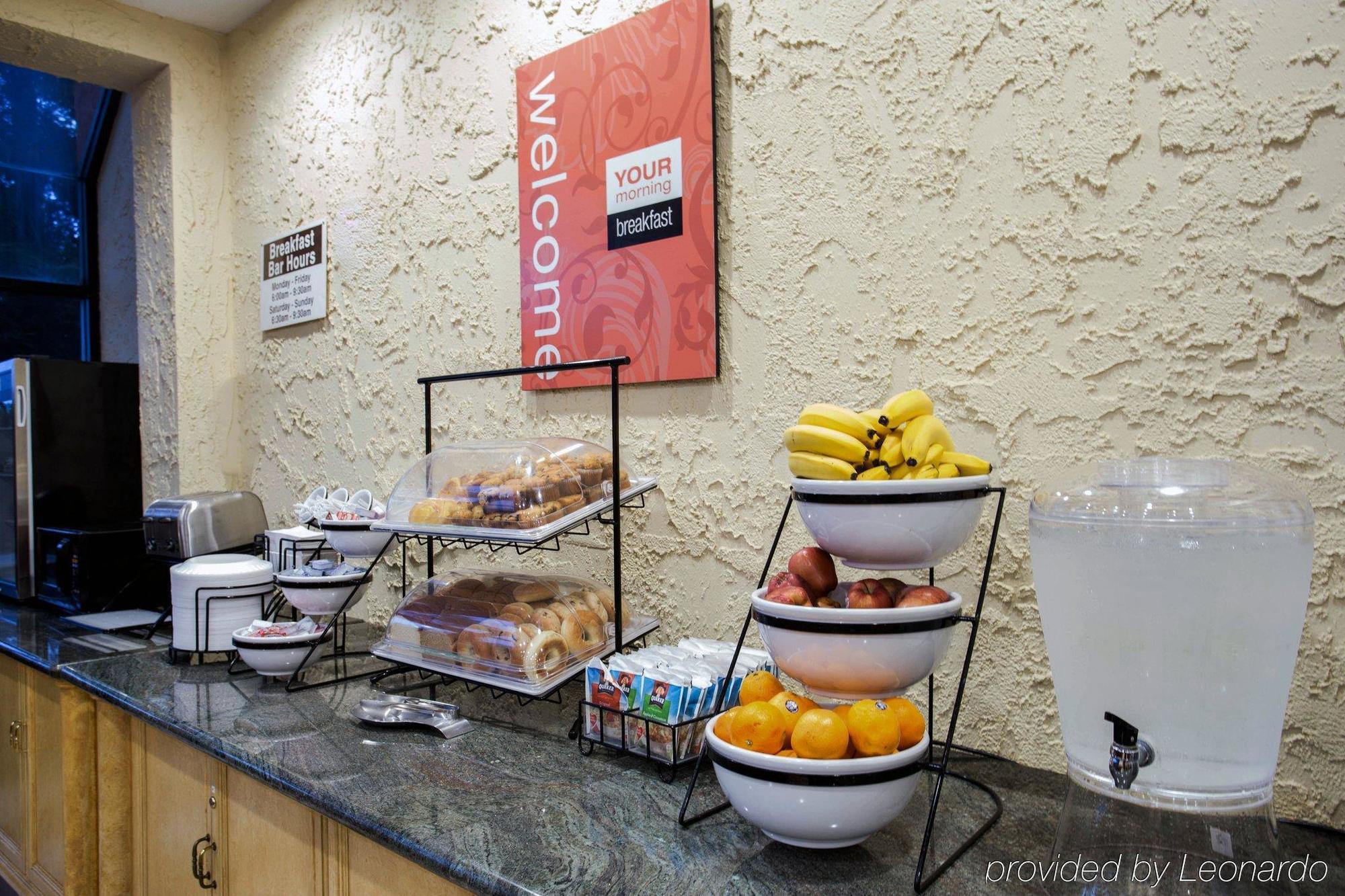 Wyndham Garden Newark Fremont Silicon Valley Dış mekan fotoğraf